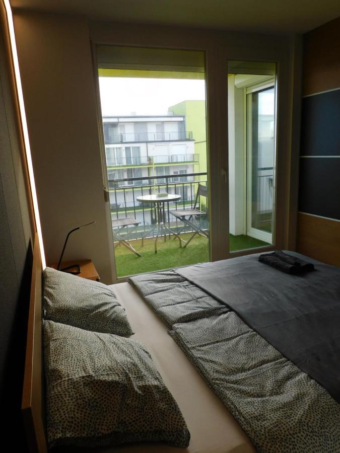 Chill & Relax Apartment Siofok Bagian luar foto