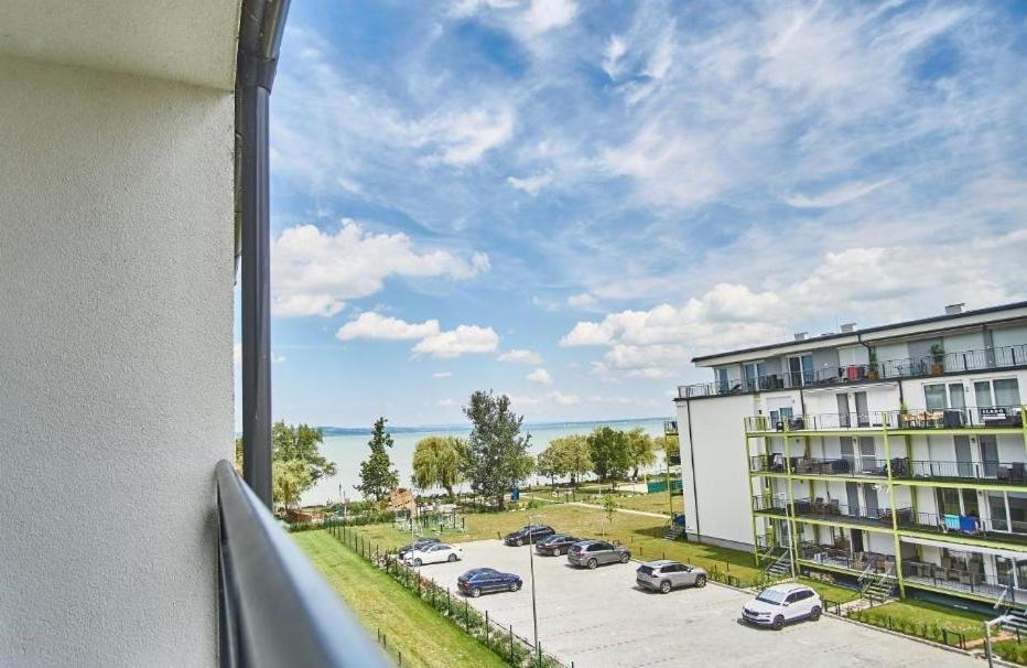 Chill & Relax Apartment Siofok Bagian luar foto